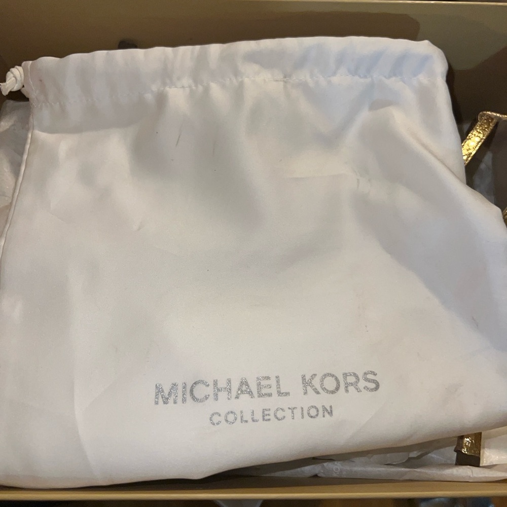 Michael Kors Shimmering Gold Heels - Picture 5 of 5
